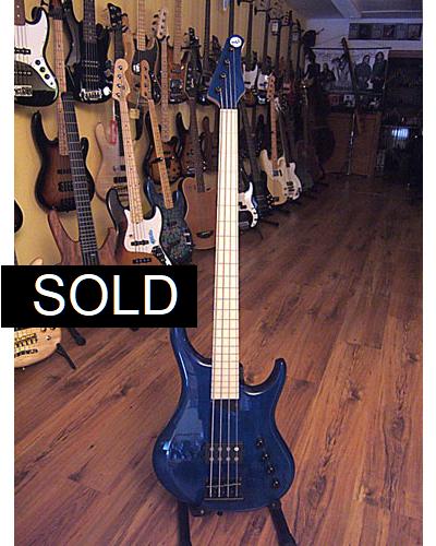 MTD Kingston 4
